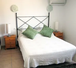 STUNNING HILLSIDE POSITION MED PRIVAT POOL OCH TERRACERAD GARDEN - UK TV och WIF - Image 3