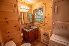 One of a kind 3bd Cabin on the New River- Sleeps 6 - Image 3