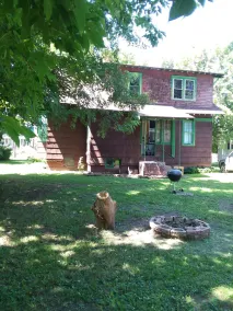 Vintage home located in Ironwood Michigan - Image 4