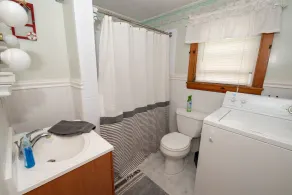 Sept 5-12 cancellation, reduced rates! Walk to beach in Wells, 1 dog welcome! - Image 2