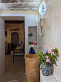 Romantique villa pour 9 personnes avec piscine et vue sur la mer - Image 4