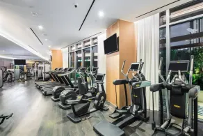 Modern Suite in SLS Lux Brickell managed by City Escapes - Image 4