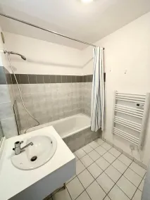 T3 Standing Vue Mer 180 Face Plage - Image 4