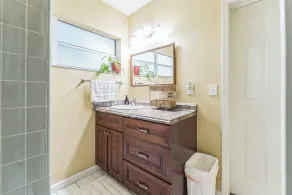 Modern Family Retreat Near Orlando Attractions - Image 5