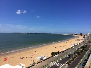 Hus med have, 8 minutter Strand LA BAULE, bolig med swimmingpool - Image 4