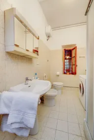Your Perfect Tuscan Retreat for Families and Friends - Image 3