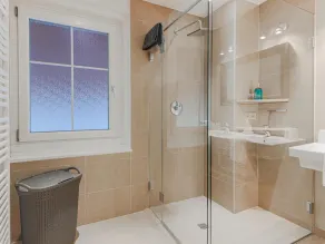 Modern flat, views of the Hahnenkamm, close to ski lift - Image 3