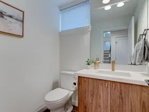 Brand new, Modern 2 Bedroom home near Greenlake. - Image 3