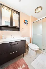 Beautiful 4-Bedroom Bungalow with Modern amenities - Image 4