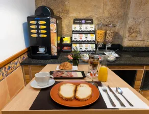 Hotel Ripoll - Image 4