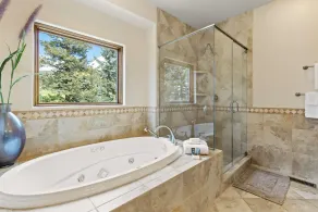 Eagle-Vail Townhome w/ Private Spa! - Minutes from Vail and Beaver Creek! - Image 5