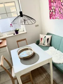 Appartamento 'Lichte Wohnung Zum Wohlfühlen' con balcone e Wi-Fi - Image 2