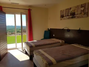 Villa Neuve 5 Étoiles, Piscine Chauffée, vue Magnifique - Image 3