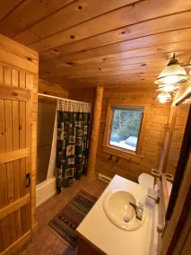Fall in Love with Maine-A Dog-Friendly Escape on Tunk Pond - Image 5