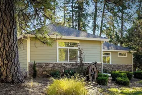 Cozy foothills home - Image 5