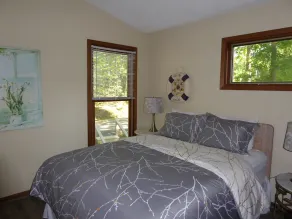 Norris Lakefront Home was completely renovated in 2017 on Quiet Cove in Deerfield Resort - Image 5