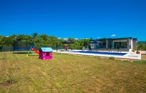 Luxurious home in Grubine - Image 4
