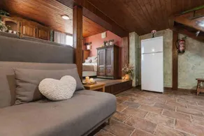 Montegrande Apartment Surrounded by Mountains with Shared Terrace and Wi-Fi - Image 3