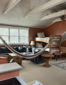 Private  Spacious  Pet Friendly  Studio / Loft - Image 5