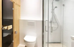 5 minutos a pé da praia: casa de férias confortável com jardim, varanda e sauna - Image 5