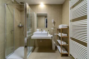 Habitat Apartments - Image 2