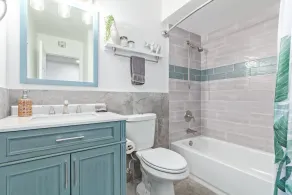 Stunning Backyard -Mini Golf & Heated Pool! 5 Mins to Old Town Scottsdale! - Image 3