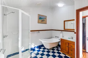 Island Adventure Holiday House - Image 2