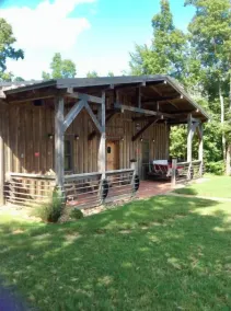 Moonlight Country Cabin -Brand New Custom Build Secluded for a Romantic Getaway! - Image 5