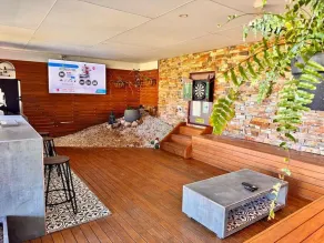 4-Bedroom Two-Storey House With Views Near Beach - Image 4