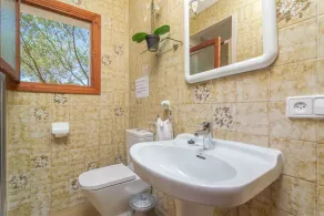 ES JAÇ - Villa with terrace in Cala s'Almonia with free Wi-Fi - Image 3