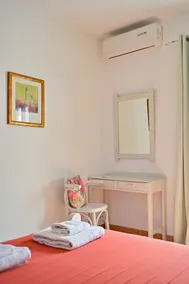To spiti tou Papa sto vouno. Garden house. - Image 4