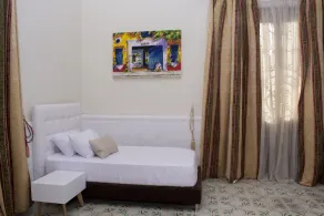 Beautiful 11 Bedroom Mansion near the Old City - Image 5