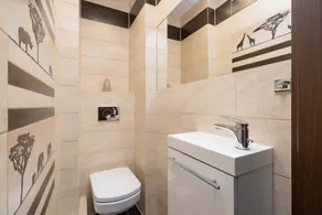 Spacious Apartment for 6 Persons | Balcony | 3 Bedrooms - Image 4