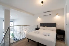 loft reformado industrial con garaje - Image 5