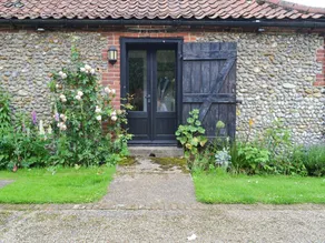 1 bedroom accommodation in Hempstead, near Holt - Image 4