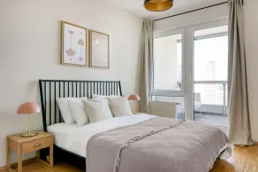 Ideal Donaustadt 2BR w/ Elevator, Doorman, near U1 & UN HQ, by Blueground - Image 5