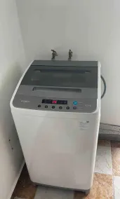 Beach Luxury Apt 🏝 WiFi|AC|HotWater|SmartTv #1B - Image 3