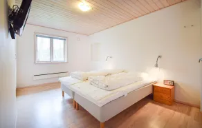 Pet Friendly Home In Fårvang With Swimming Pool - Image 5