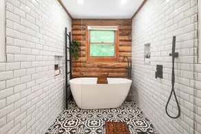 Luxury Getaway Cabin  Hot Tub + Sauna and More! - Image 4