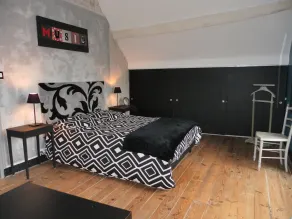CHARMING COUNTRY HOUSE WITH WIFI - Image 4