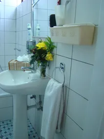 KINIRAS HOTEL - Image 3