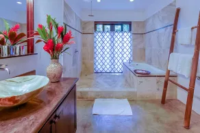 Contemporary ground-level suite with large patio, walk to the beach - Image 3