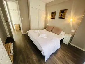 A564 - Nice apartment in front of the beach with parking - Image 5