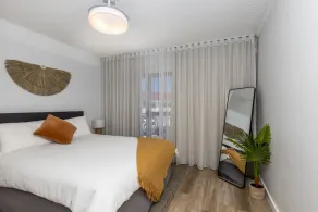 Totally Beachin'! Fantastic apartment in the middle of it all! - Image 3