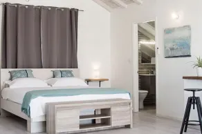 Modern Beach Loft - Image 4