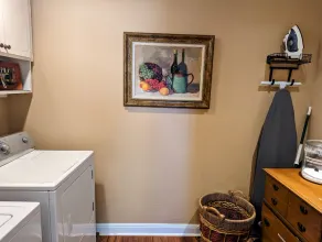 Homey Escape Minutes From Anything You Could Need!  Free WIFI! - Image 2