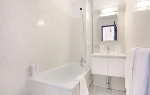 Appart Mignon Piscine Extérieure | Proche du village et de l'étang - Image 2
