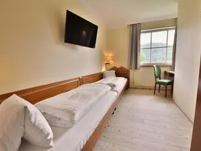 Suite 'Tosca' HP - Amerika-Holzer Hotel Resort - Image 5