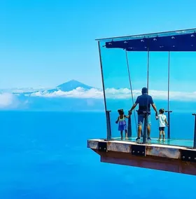 Wonderful views of the sea and the mountains - Image 3