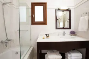 Aeriko-Nefeli Beachfront Villa with Stunning View and Private Pool - Image 2